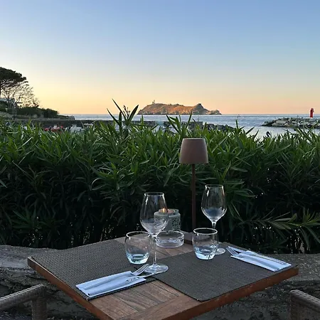 Restaurant Petra Cinta *