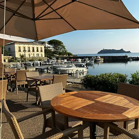 Restaurant Petra Cinta * Barcaggio